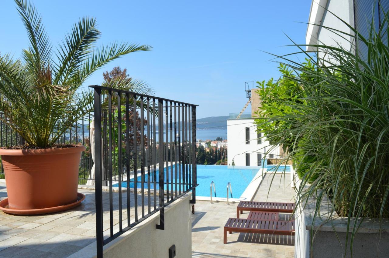 Apartment Line One Τίβατ Εξωτερικό φωτογραφία