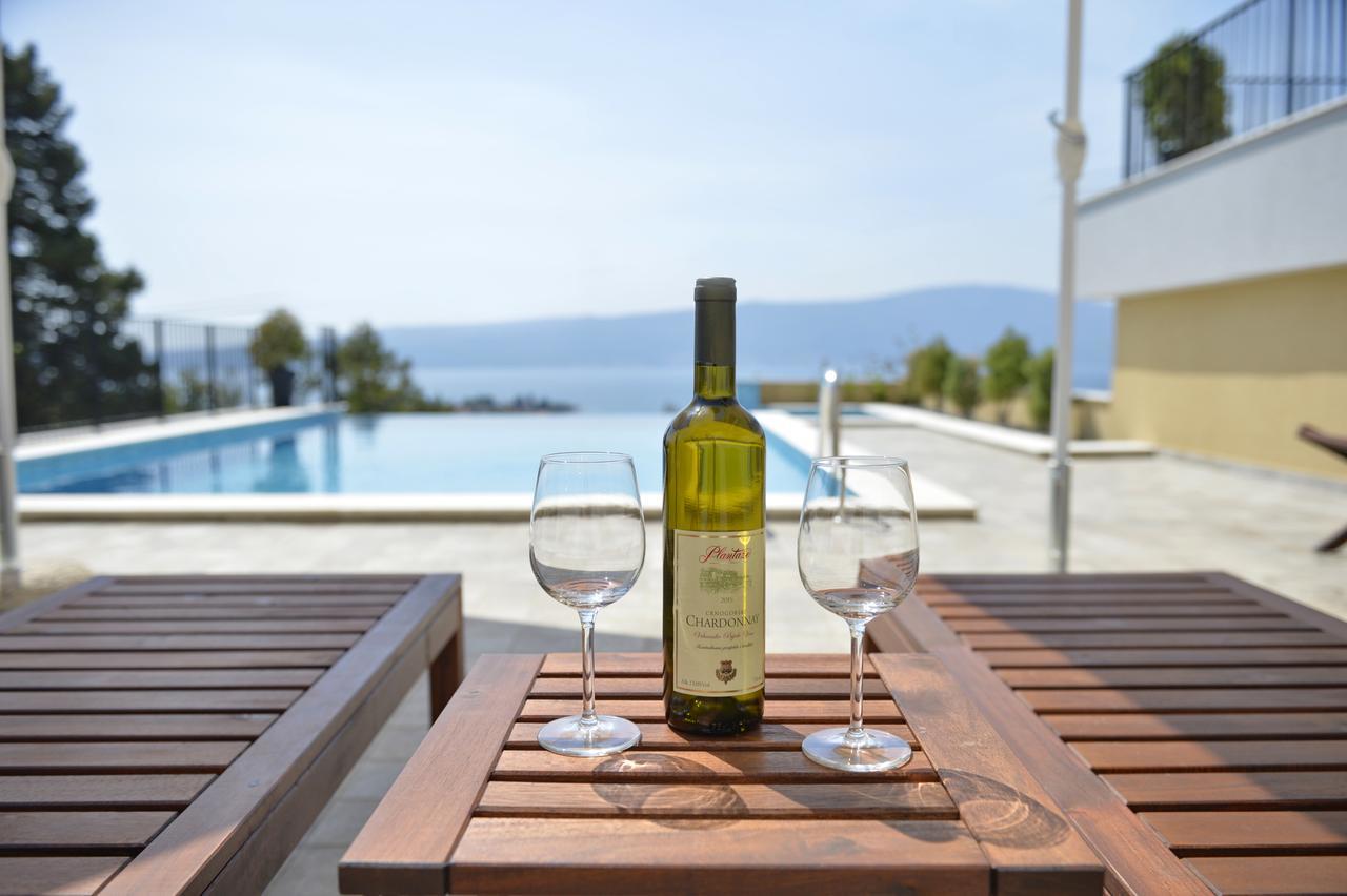 Apartment Line One Τίβατ Εξωτερικό φωτογραφία