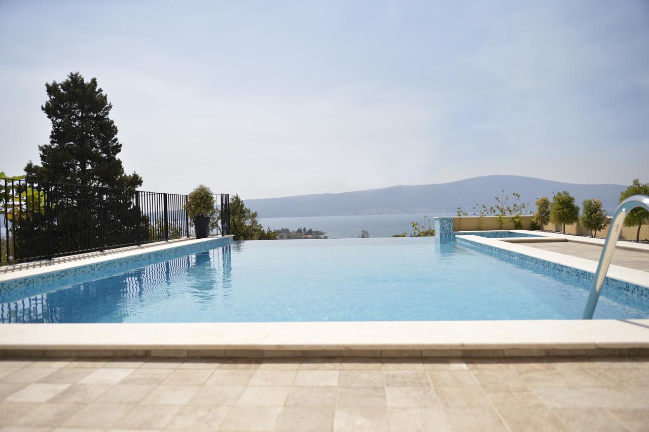 Apartment Line One Τίβατ Εξωτερικό φωτογραφία