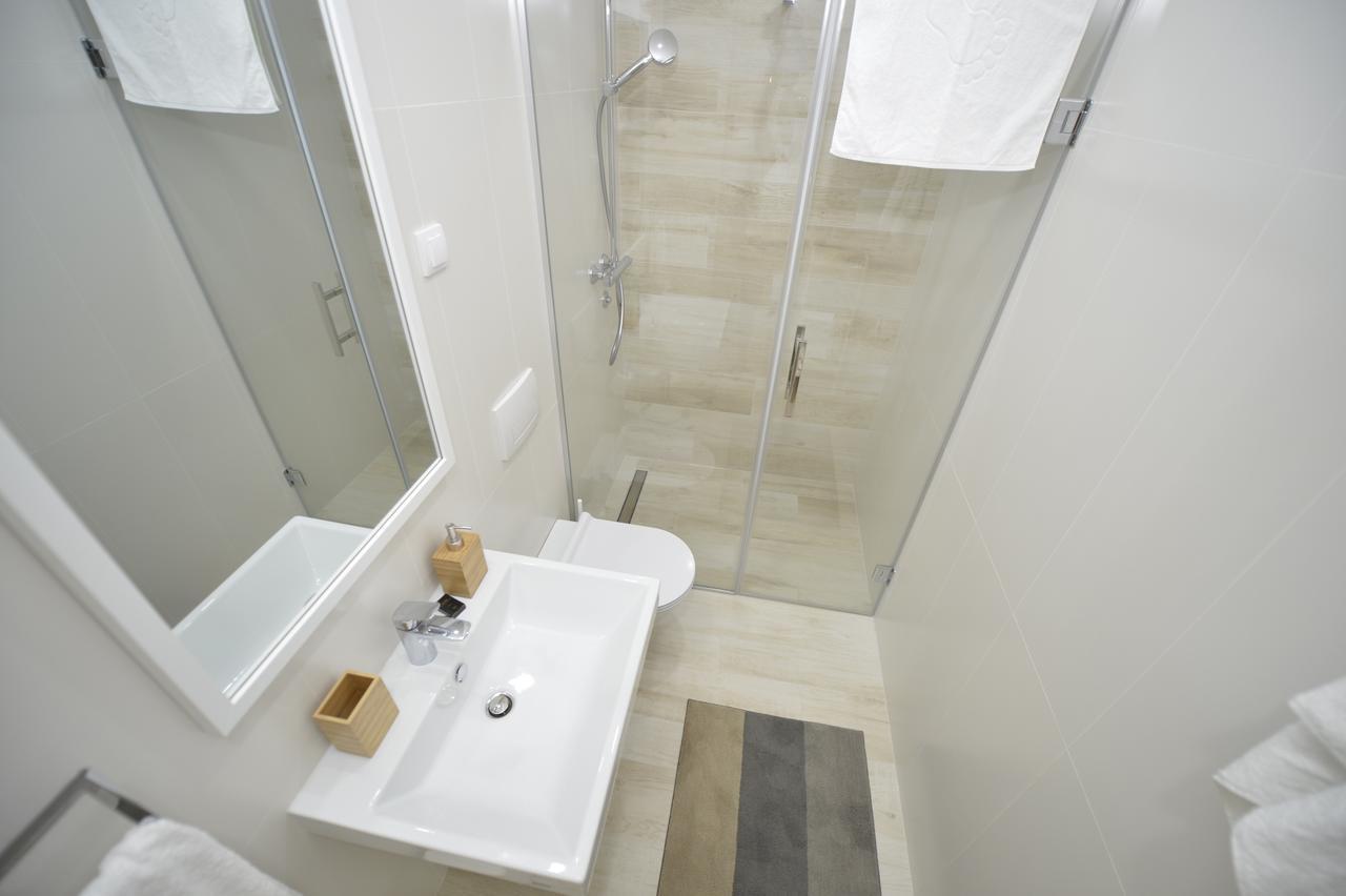 Apartment Line One Τίβατ Εξωτερικό φωτογραφία