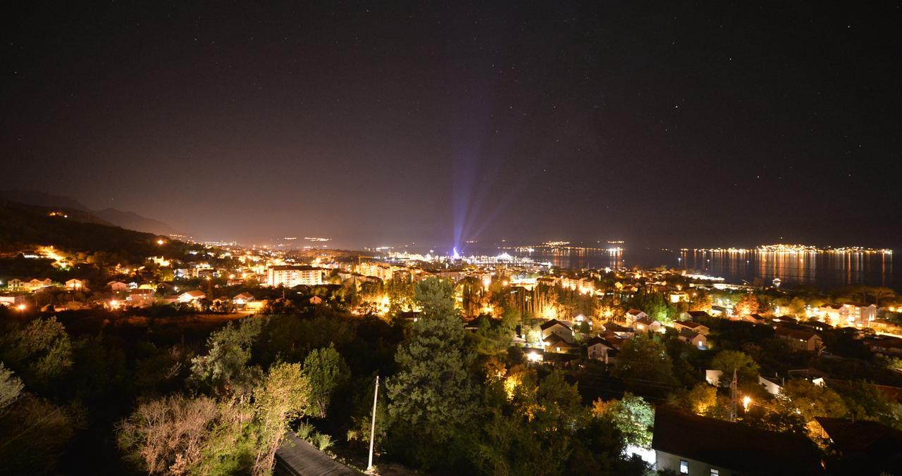 Apartment Line One Τίβατ Εξωτερικό φωτογραφία